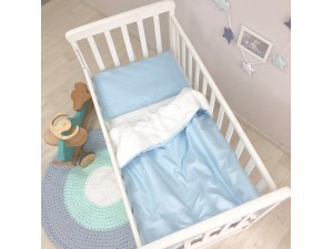 Austauschbares Set in Krippe blau