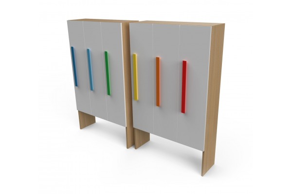 Garderobe mit Türen