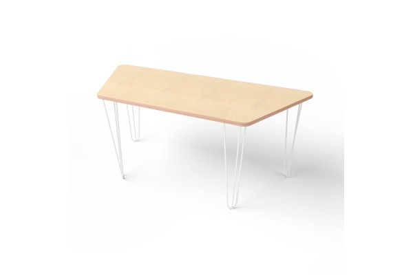 Tischtrapez mit Metallbeinen
